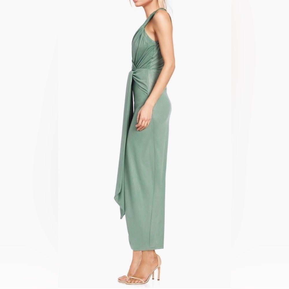 Badgley Mischka Maxi Dress - Picture 2 of 3
